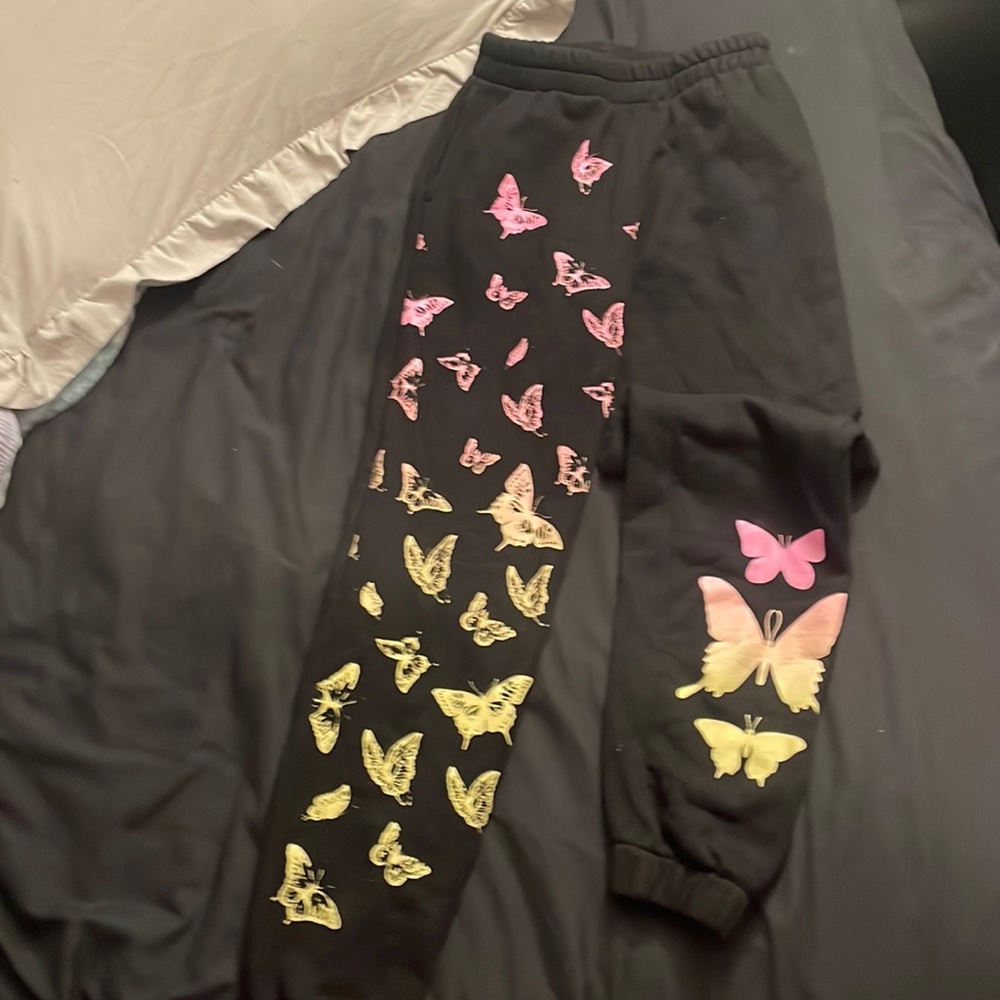 Fashion Nova sweats